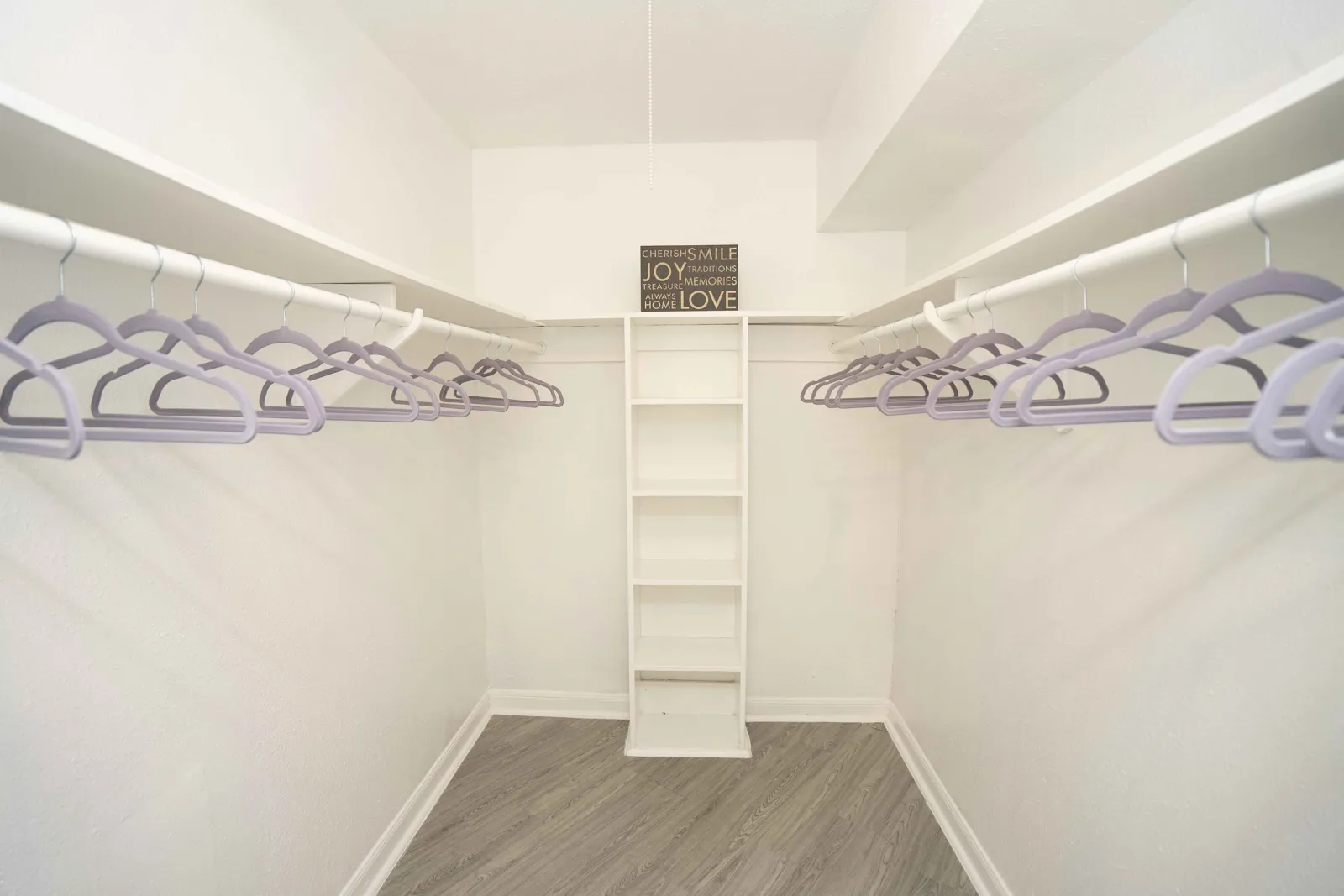 Barcelona Apartment Homes — Home interior