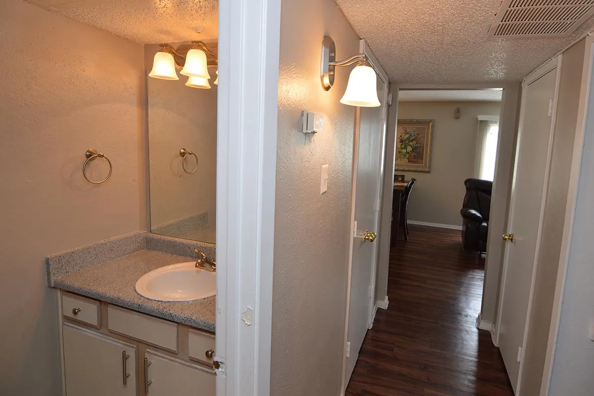 Chaparral — Home interior