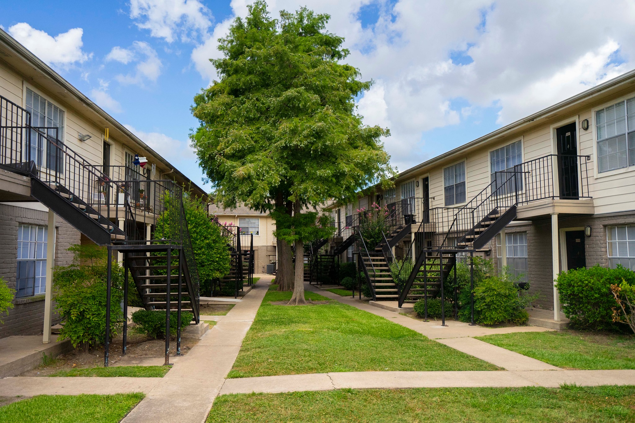 Eden Pointe — Community photo — the property's listing cover photo