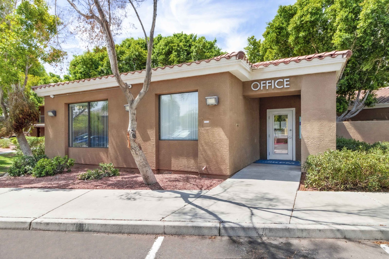 Residence at McDowell — Leasing office