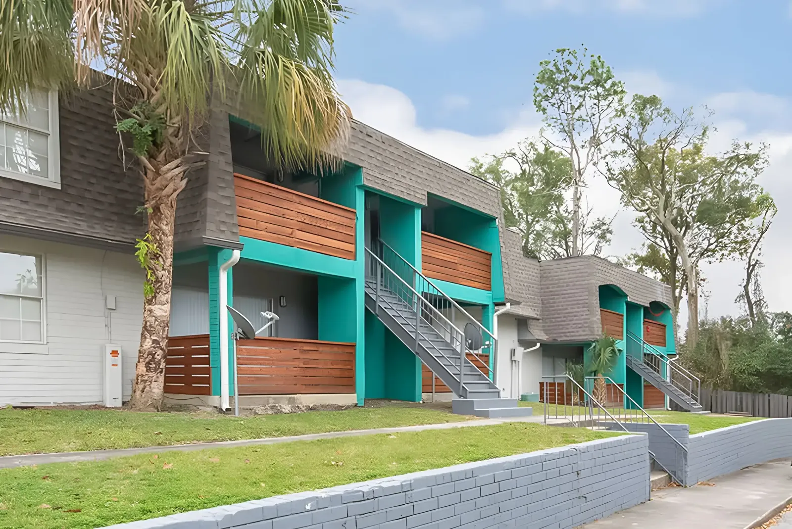 San Remo — Community exterior