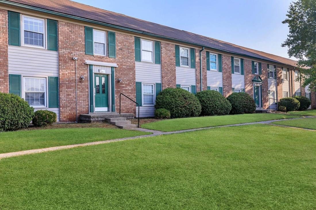 The Legend at Speedway — Townhome exteriors