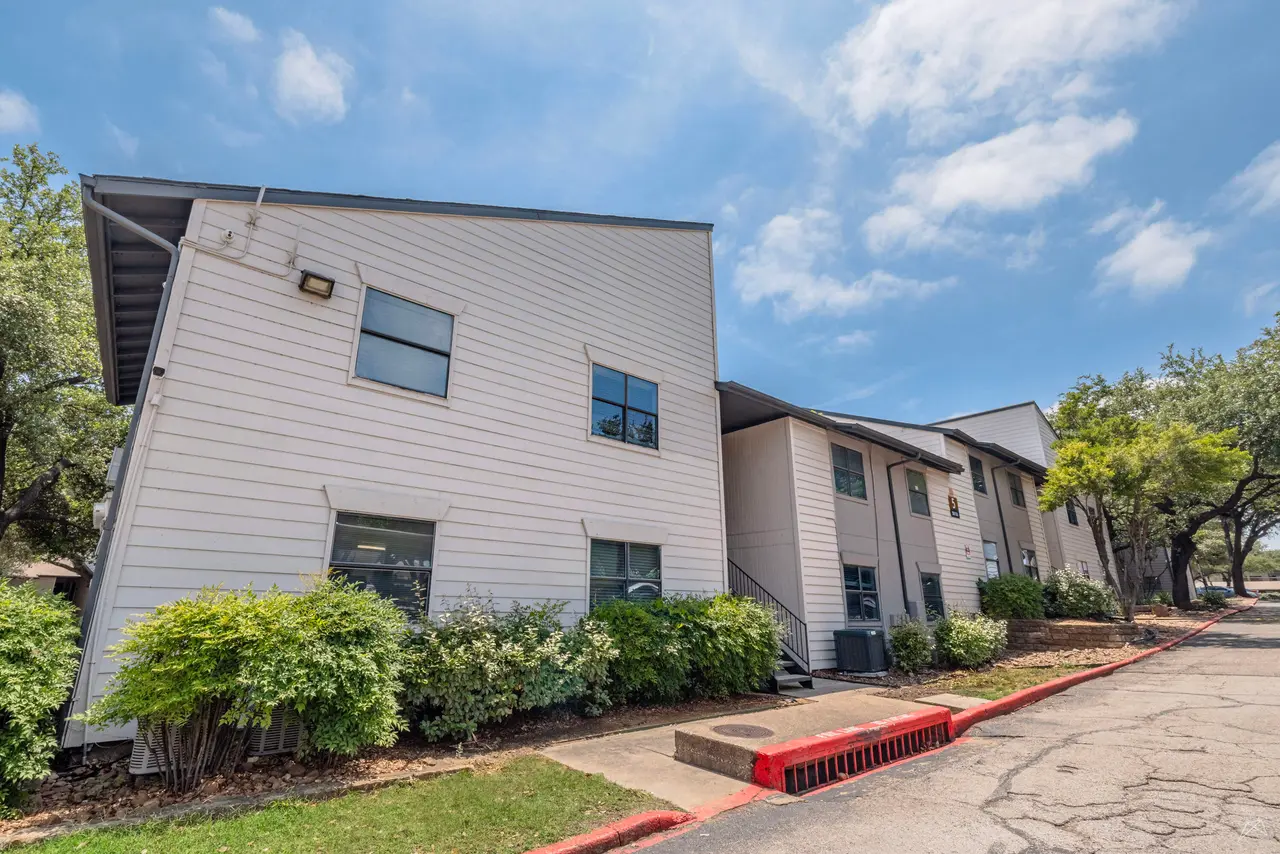 The Marion Apartments — Community photo